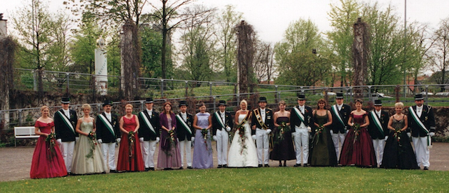 Hofstaat 2000 Göppentin_Mach